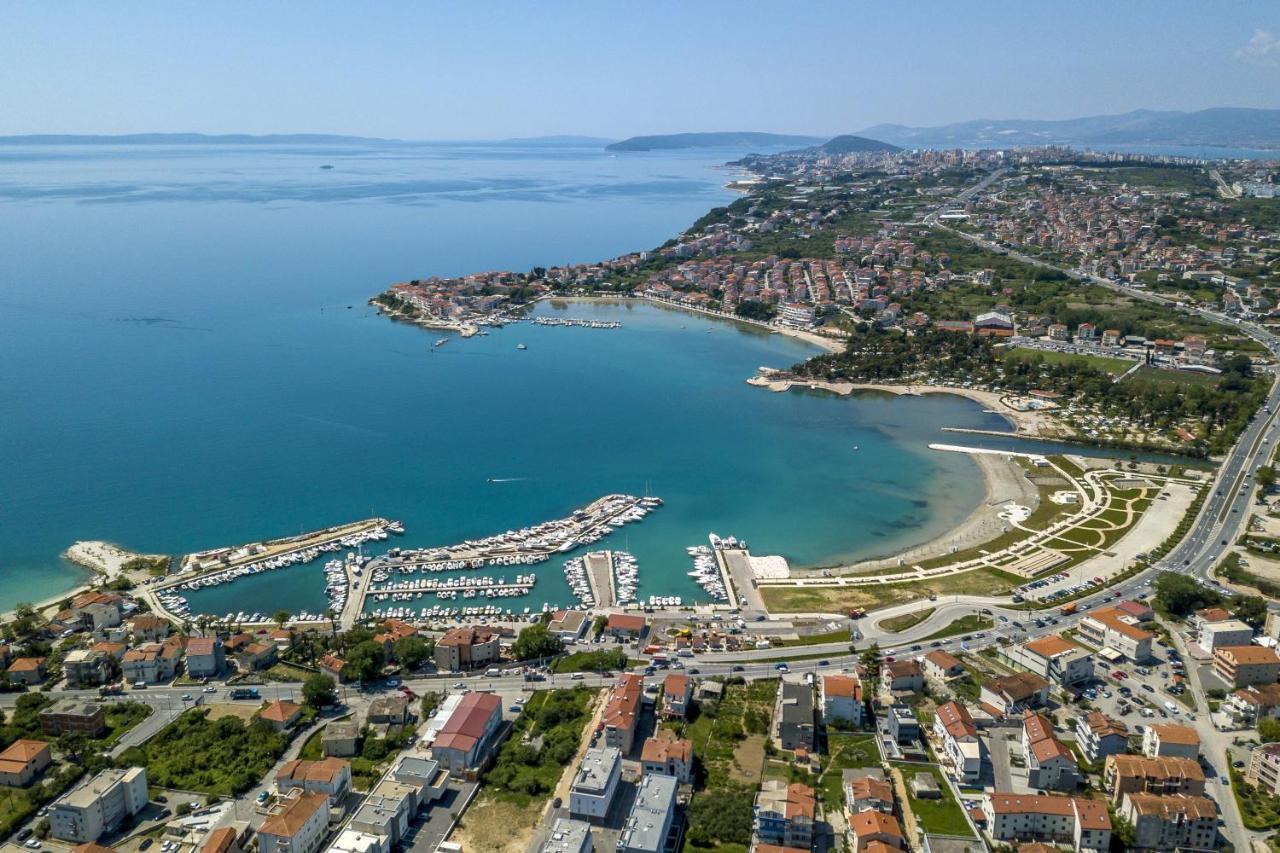 Apartments With A Parking Space Podstrana, Split - 17586 Exterior photo